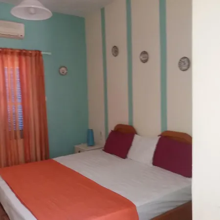 아파트 Panormos,Nice Studio With Garden View *